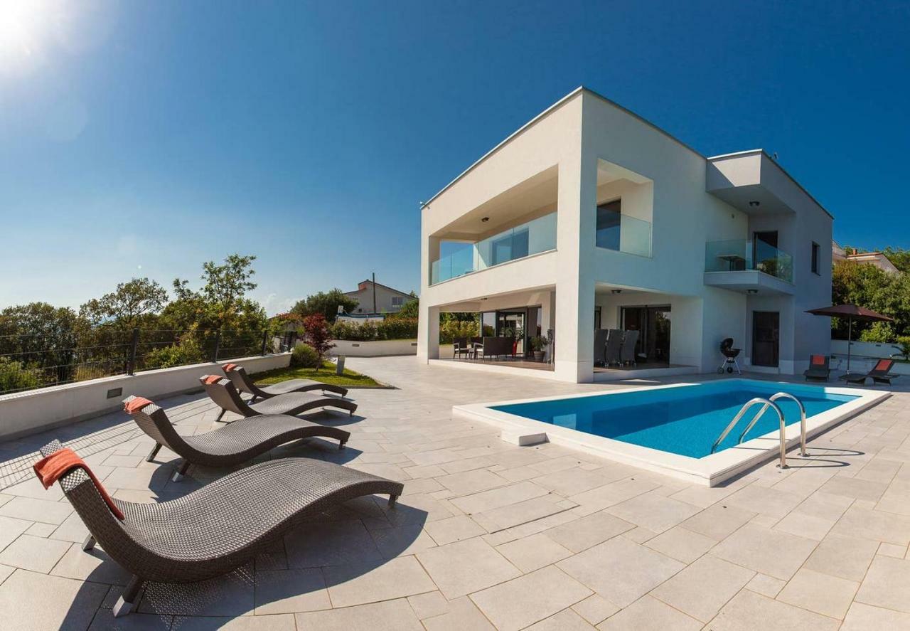 Villa Rina - Luxury Holiday Home Цриквениця Екстер'єр фото