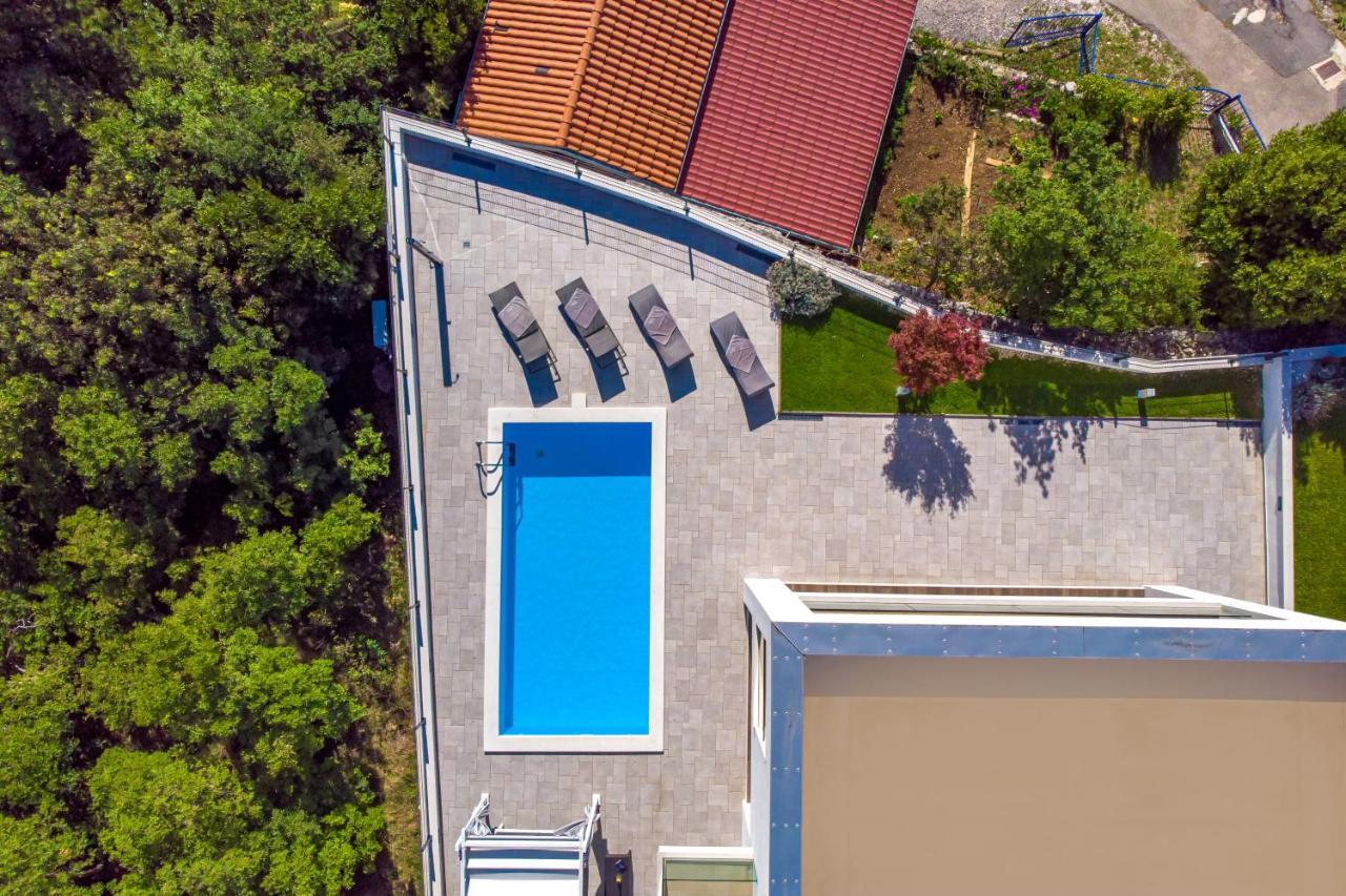 Villa Rina - Luxury Holiday Home Цриквениця Екстер'єр фото